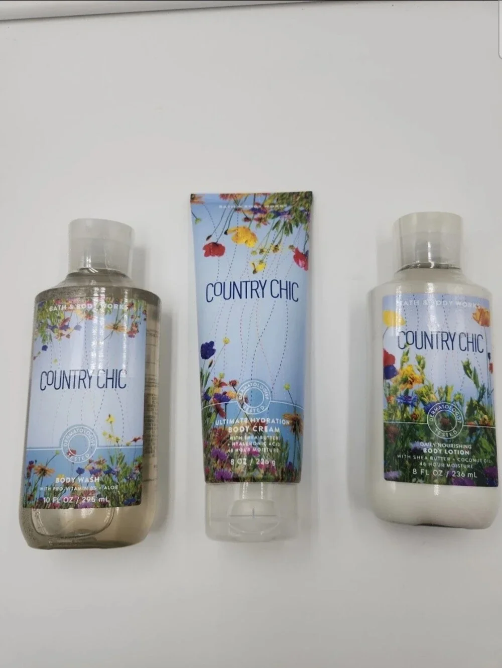 3 BRAND NEW BATH & BODY WORKS COUNTRY CHIC LOTION SHOWER GEL AND BODY CREAM SET